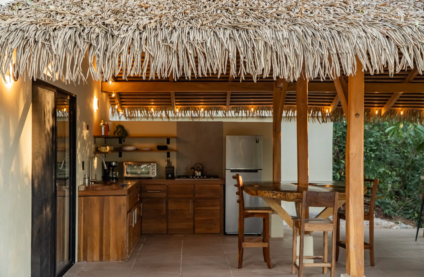 Casa Bali outdoor kitchen and bar